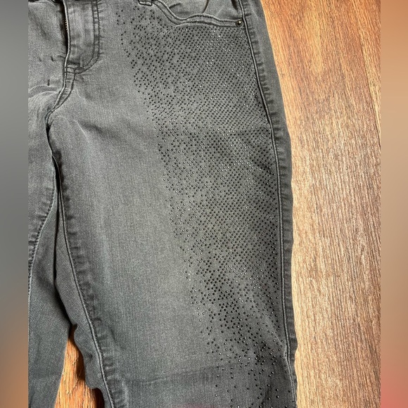 Torrid Skinny Black Jeans with Sleek Fit - Picture 2 of 7